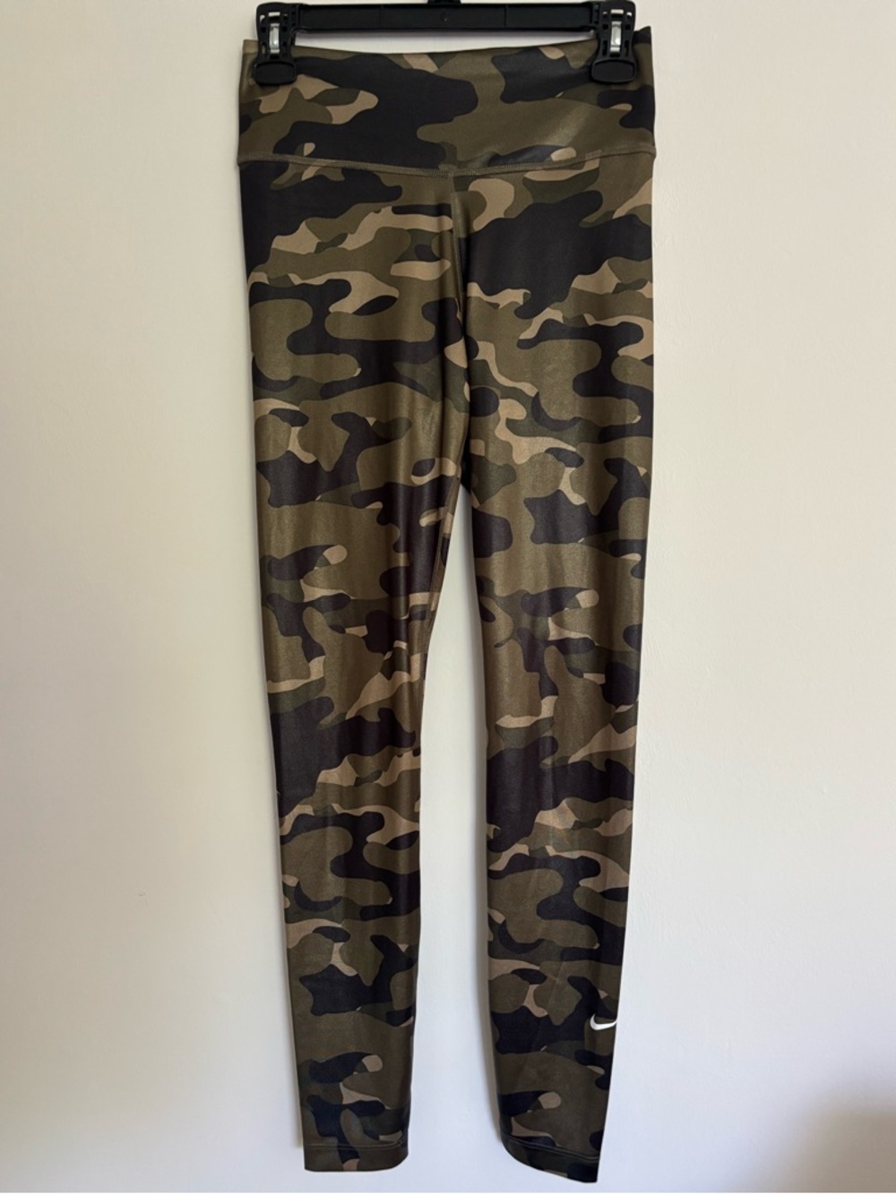 Nike Dri-FIT Leggings Womens Small Green Camo Compression Tight Athletic